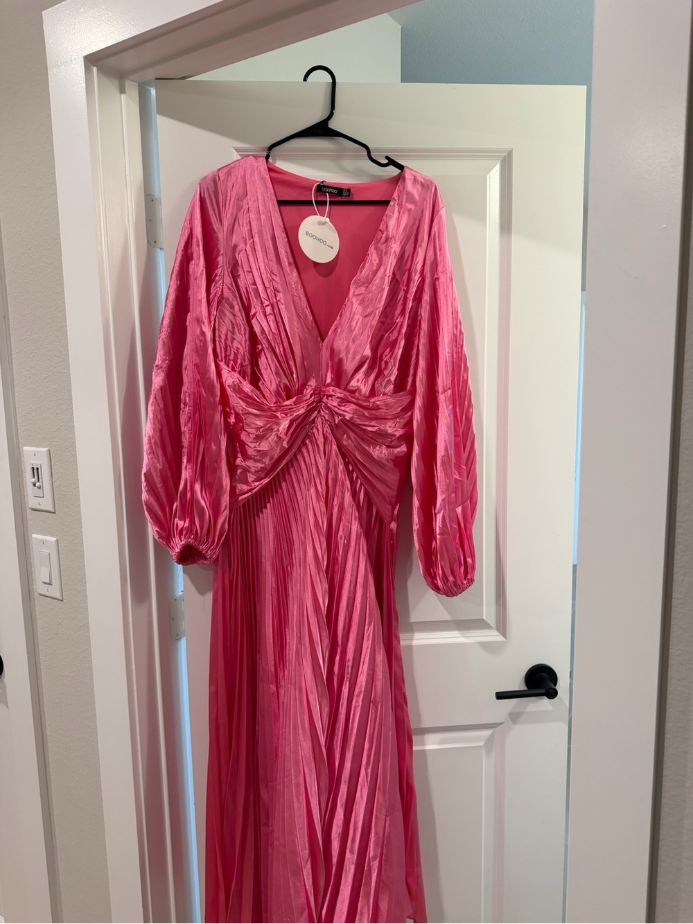 Boohoo Pink Long Sleeve Knot-Front Maxi Dress